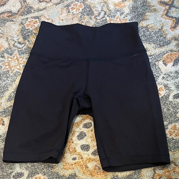 Lululemon wunder train 8 inch bike shorts - Picture 1 of 6